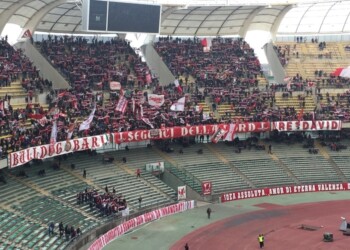 Calcio: Bari-Picerno 0-0
