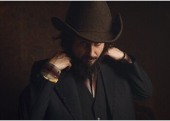 Capossela porta in America le sue “Ballate per poveri Cristi”