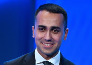 Caro Di Maio, dicci con chi stai a Casal Bruciato. E se non difendi la Raggi, l’ultradestra sei (anche) tu