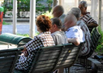 Chi truffa un anziano rischia da 2 a 6 anni di carcere e multe fino a 2mila euro