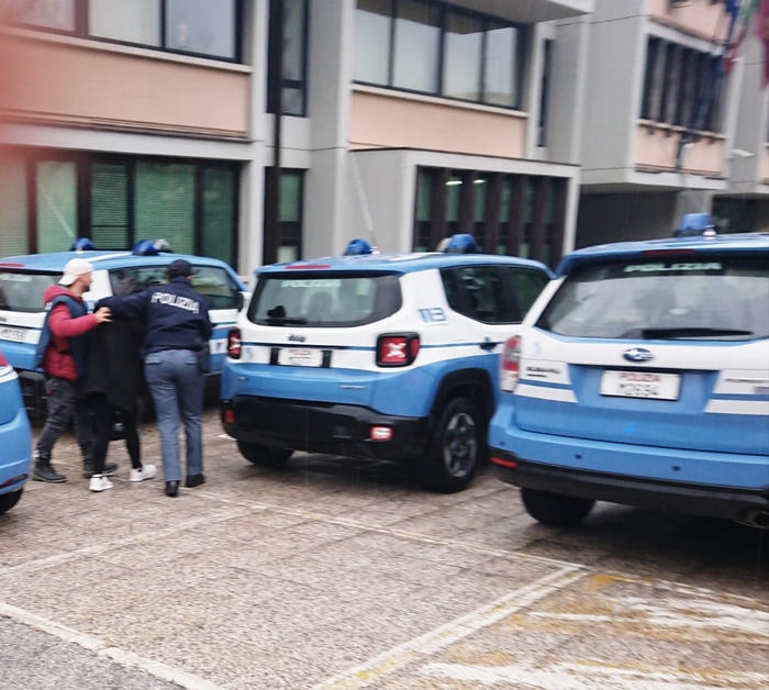 Droga, operazione Polizia in 4 regioni
