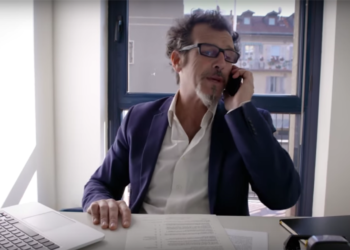 Elezioni europee, il trucco del Milanese imbruttito per votare in modo smart (ma da non imitare)