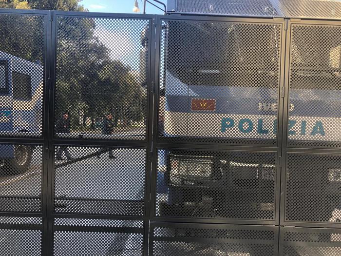 Genova blindata per raduno ultradestra