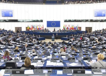 I gruppi del parlamento Ue votano a favore dello Spitzenkandidat
