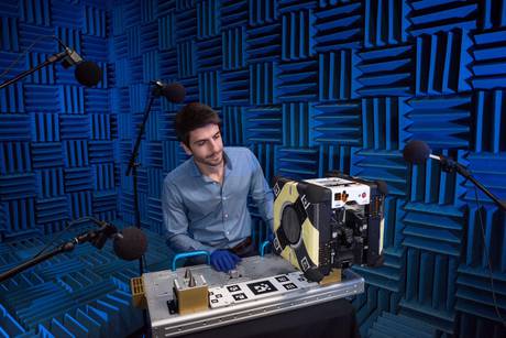 Italiano il pioniere dei robot per la futura stazione lunare