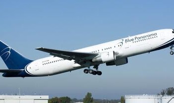 Lavoro: Blue Panorama assume 50 assistenti di volo
 