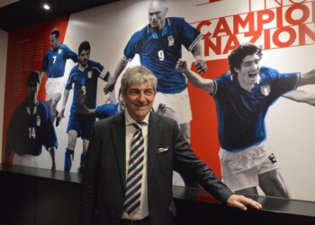 Paolo Rossi visita museo del Perugia