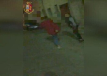 Picchiato a morte: interrogatori fermati