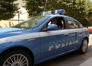 Quindicenne violentata dopo scuola