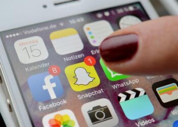 Rifiuti: vale fino a 10 euro la seconda vita di uno smartphone  