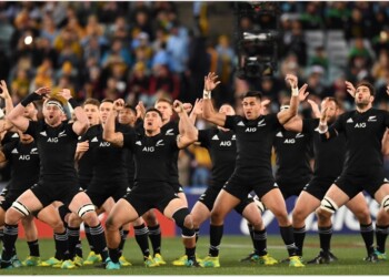 Rugby: a Milano clinic con gli All Blacks