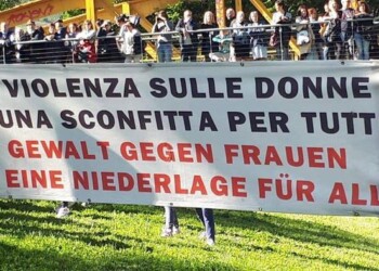 Stupro 15enne, bolzanini manifestano