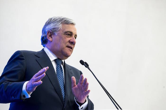 Tajani, in Umbria voto prima possibile