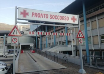 Uomo di 79 anni in ospedale dopo incidente auto nel Vanoi