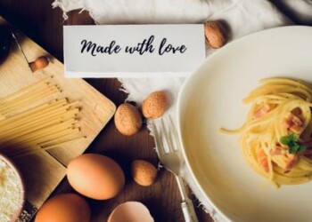 Alimenti: buono, sano e bio, italiani sempre più attenti a tavola 