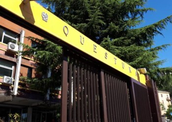 Armi: diplomi contraffatti, 7 indagati