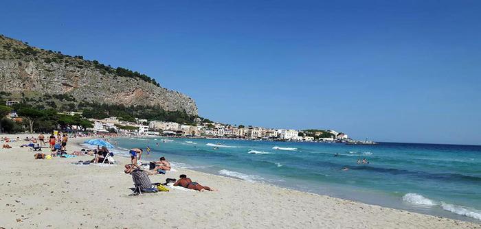 Coldiretti, in vacanza in estate 39 milioni di italiani