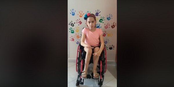 Nola: “No alle barriere architettoniche si alla libertà di movimento” l’appello della piccola Elena