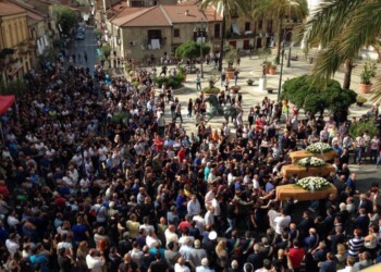 In 3000 a funerali vittime incidente