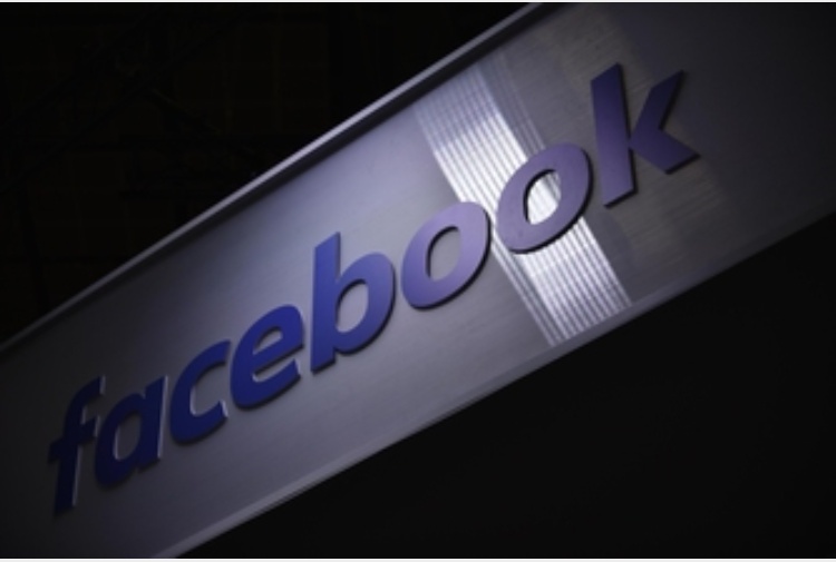 Media,n.1 sicurezza Fb accusato molestie