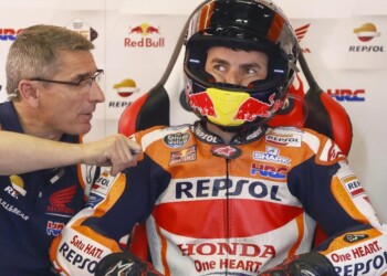 MotoGp, Lorenzo portato in ospedale