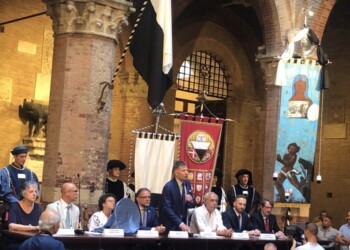 Palio Siena: il Drappellone di Stecchi