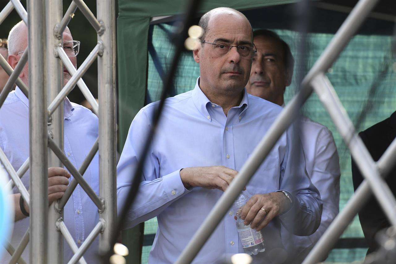 Prove di desistenza tra Pd e Cinque Stelle: ecco il piano di Mattarella per mettere paura a Salvini