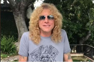 Steven Adler dei Guns N' Roses si è pugnalato