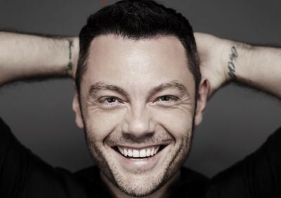 Tiziano Ferro annuncia il tour 'Tzn 2020'