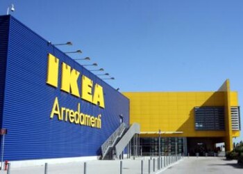 Trasferimento illegittimo, lavoratrice vince ricorso contro Ikea 