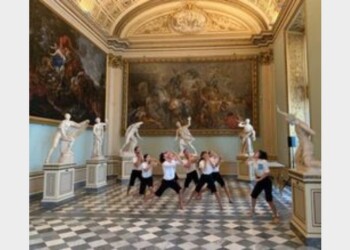 Uffizi, performance danza in sala Niobe