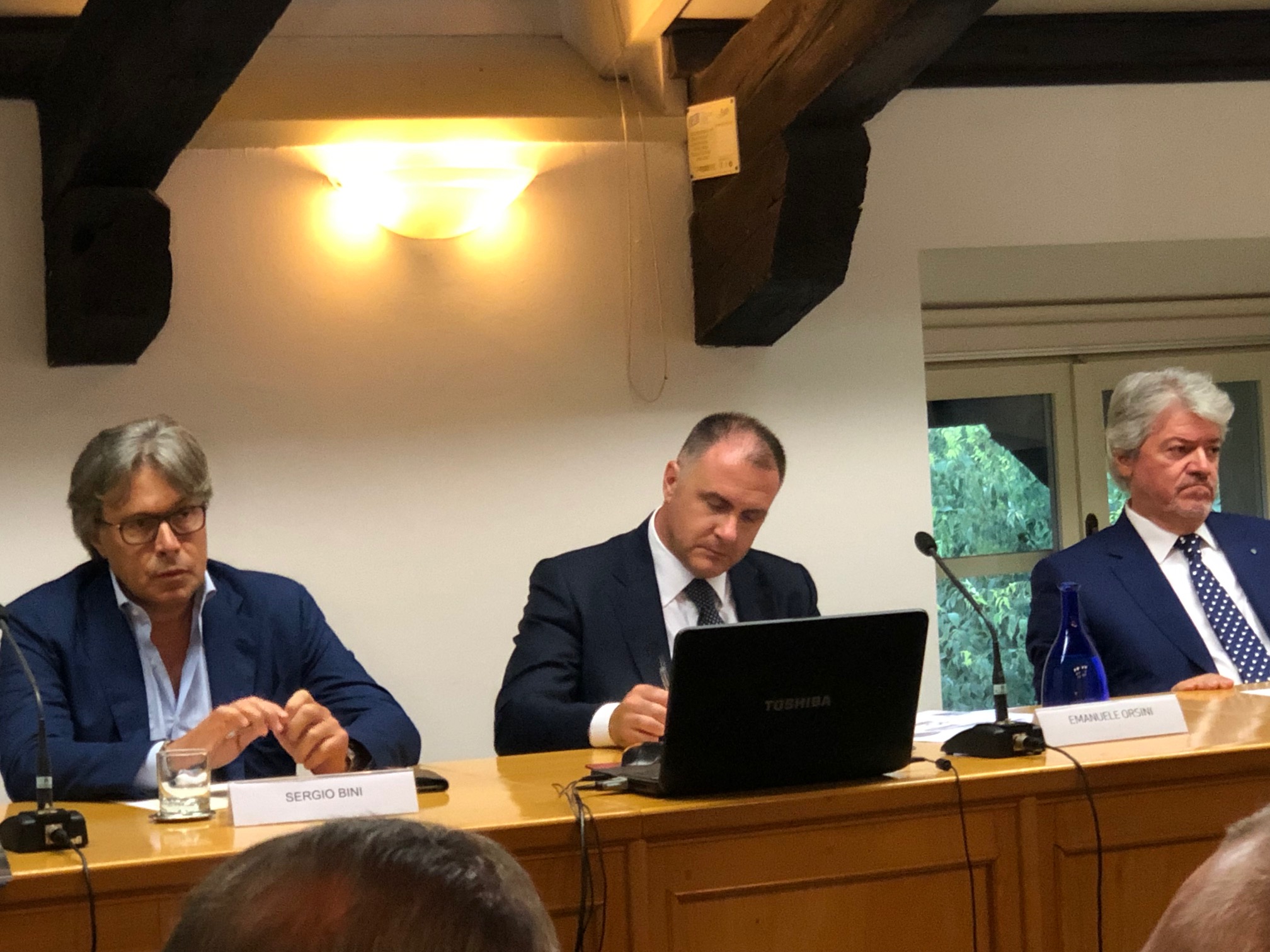 (ARC) Economia: Bini, settore legno evidenzia capacità di crescita