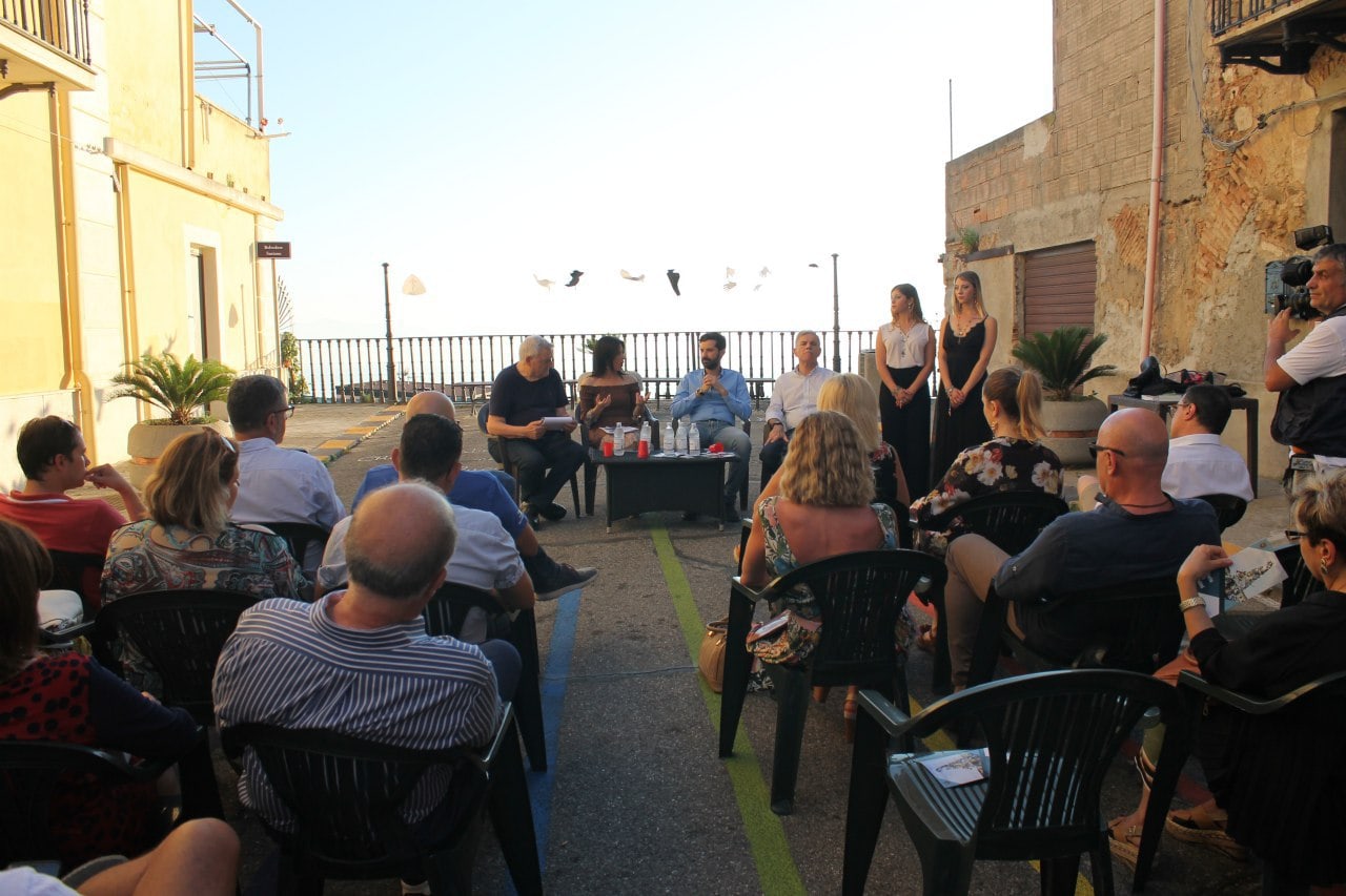 Palmi, presentato “Gerardo Sacco e la tradizione popolare” il progetto itinerante del maestro orafo per la Varia 2019