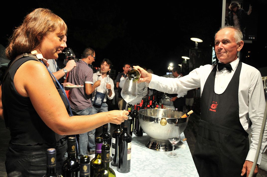 Tramonto DiVino in 10 tappe: dalla Riviera alla via Emilia fino a Francoforte  gran tour del gusto insieme ai protagonisti dell’enogastronomia dell’Emilia-Romagna