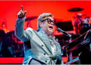 A Lucca Elton John si congeda da Italia