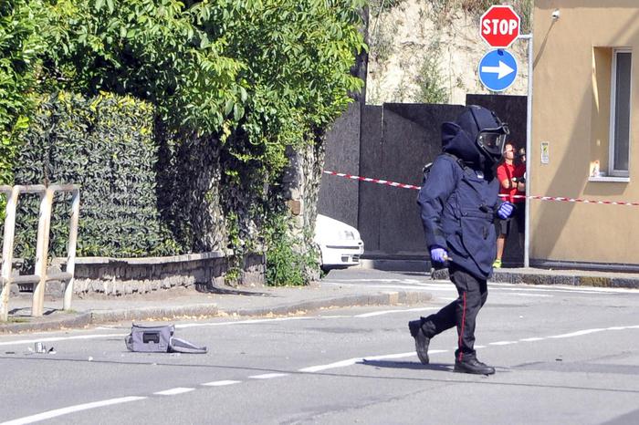 Allarme bomba ad Aosta davanti a Poste
