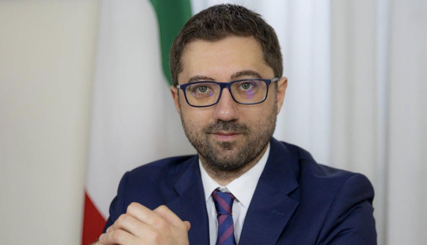 SCUOLA: IL GOVERNO FINANZIA IL FUTURO CON 1,7 MILIARDI DI EURO PER L’EDILIZIA SCOLASTICA  E L’ASSUNZIONE DI 53 MILA DOCENTI