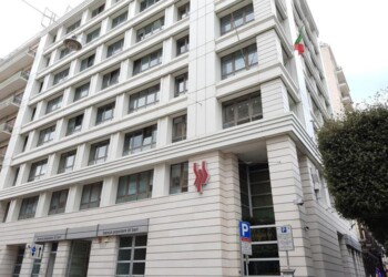 BpB, assemblea con occhi a fusioni