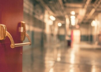 Cadavere in bagno, ospedale di Bentivoglio/ Bologna, 71enne non registrato al Triage