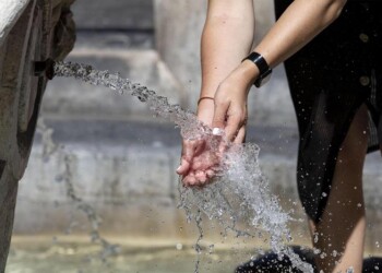 Caldo, confermata allerta rossa a Firenze