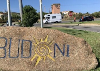 Cani uccisi Budoni,”nessuna impiccagione