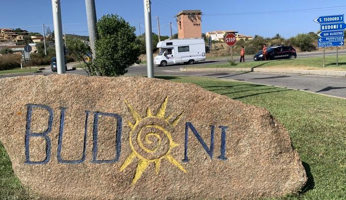 Cani uccisi Budoni,”nessuna impiccagione