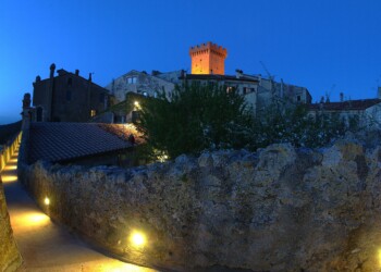 Capalbio libri: lunedì 29 luglio con Pier Carlo Padoan e Dino Pesole.  Il sentiero stretto… e oltre