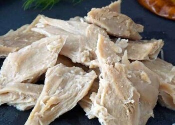 Carne di pollo ‘coltivata’ fra i cibi del futuro