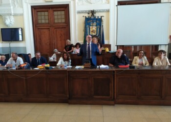 Chieti, ok bilancio. Sindaco lascia Fi