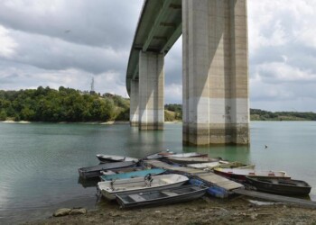 Disperso dopo tuffo in lago Bilancino