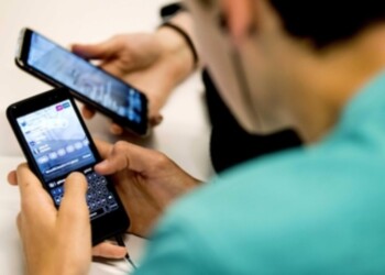 Francia, si’ tassa contro big del web