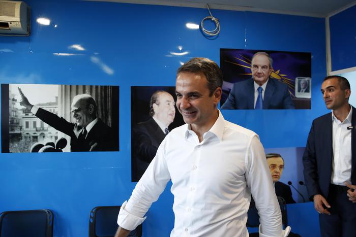 Grecia: exit poll, Nea Dimokratia avanti