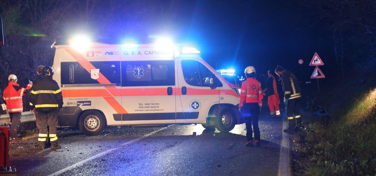 Incidente mortale ad Alcamo: morti 2 ragazzini, padre è grave/ Scontro postato su Fb?