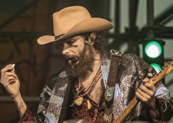 Jovanotti: “A mezzanotte vi faccio una sorpresa” 